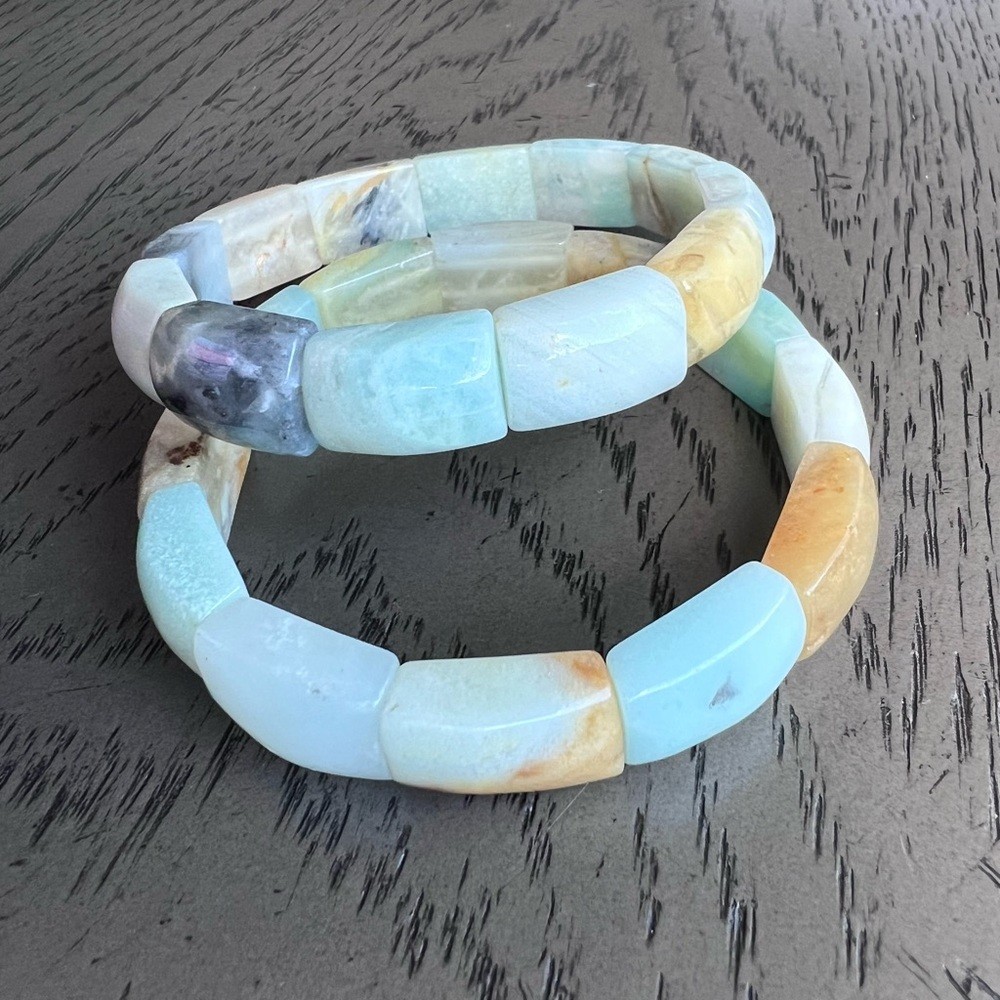 Caribbean calcite soft bangle