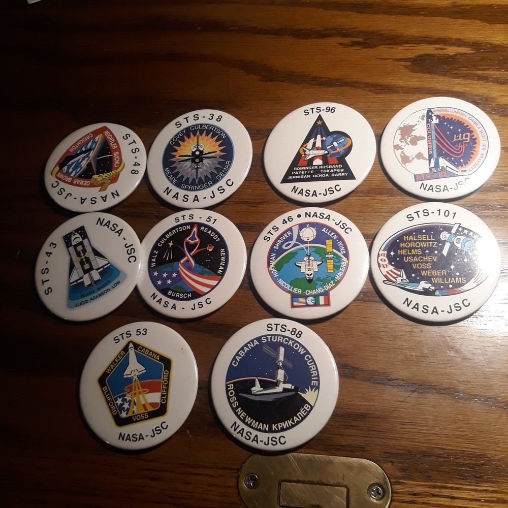 10 NASA Pins