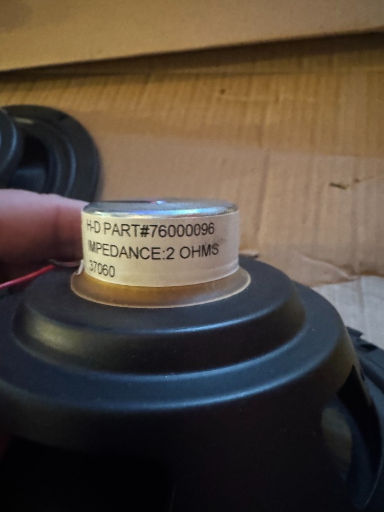 Harley part 76000096 (x2) OEM speakers