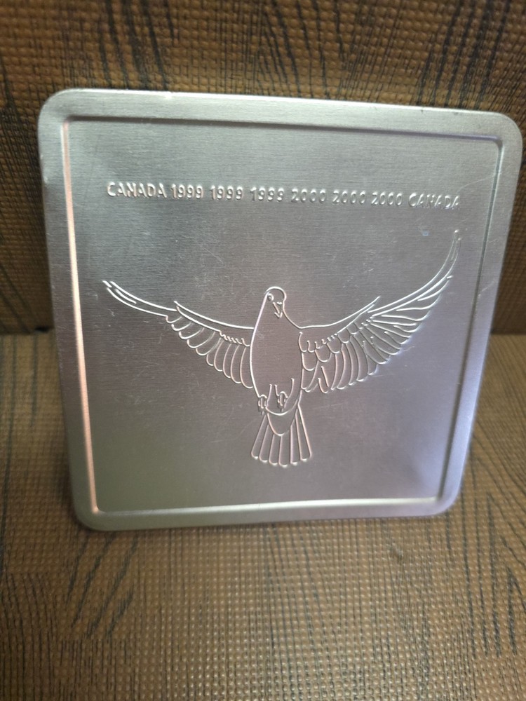 1999 2000 Canada Post Official Millenium Keepsake Stamps & Coin