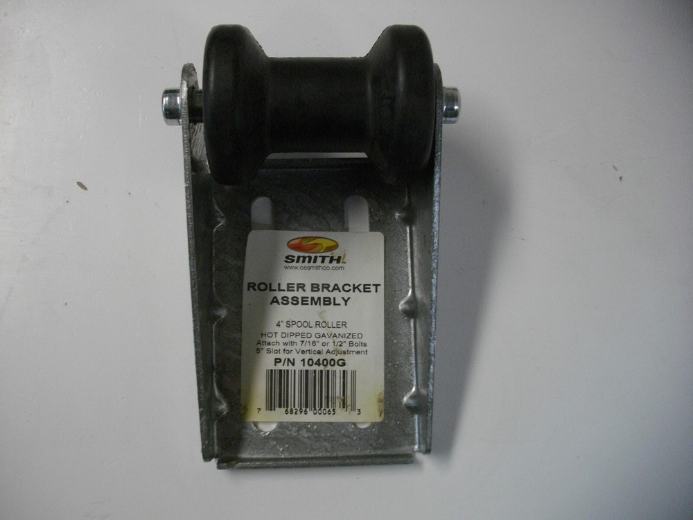 CE Smith 10400G Center Roller Bracket Assembly Boat Trailer