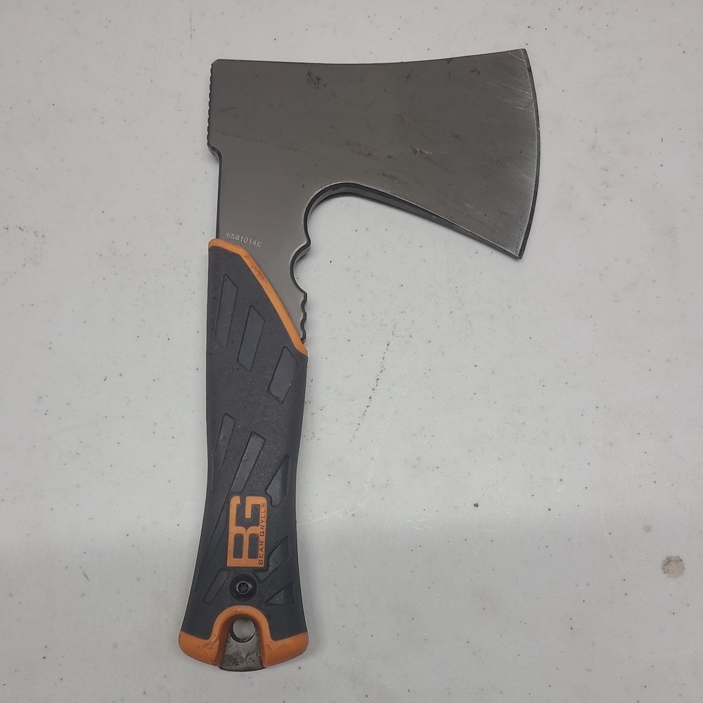 Bear Grylls Hatchet