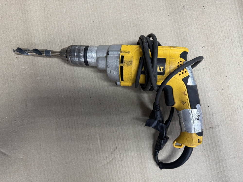 DEWALT 1/2" VSR Drill DW236 Type1
