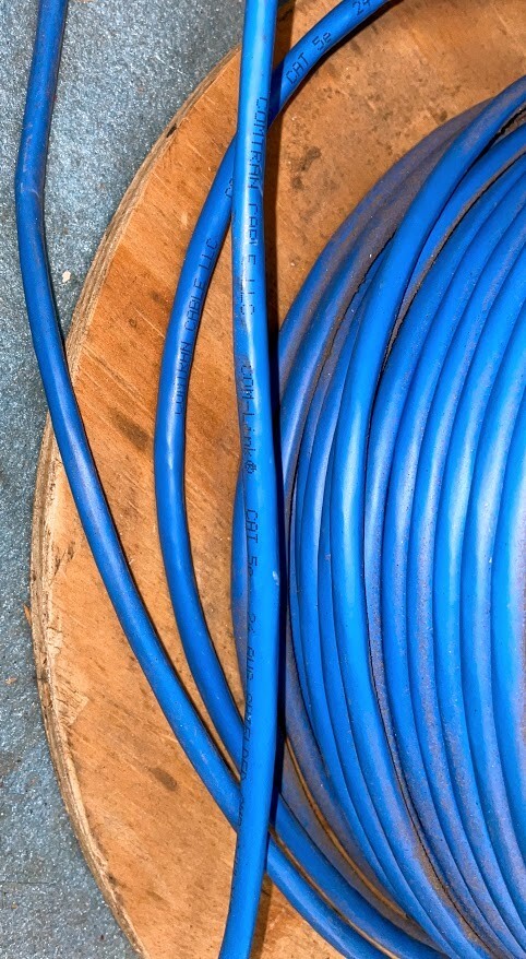 COMTRAN COM-LINK CAT 5E 24 AWG SHIELDED WIRE 200FT