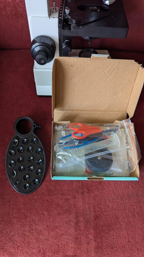 Bresser Erudite Basic Bino 40x - 400x Microscope