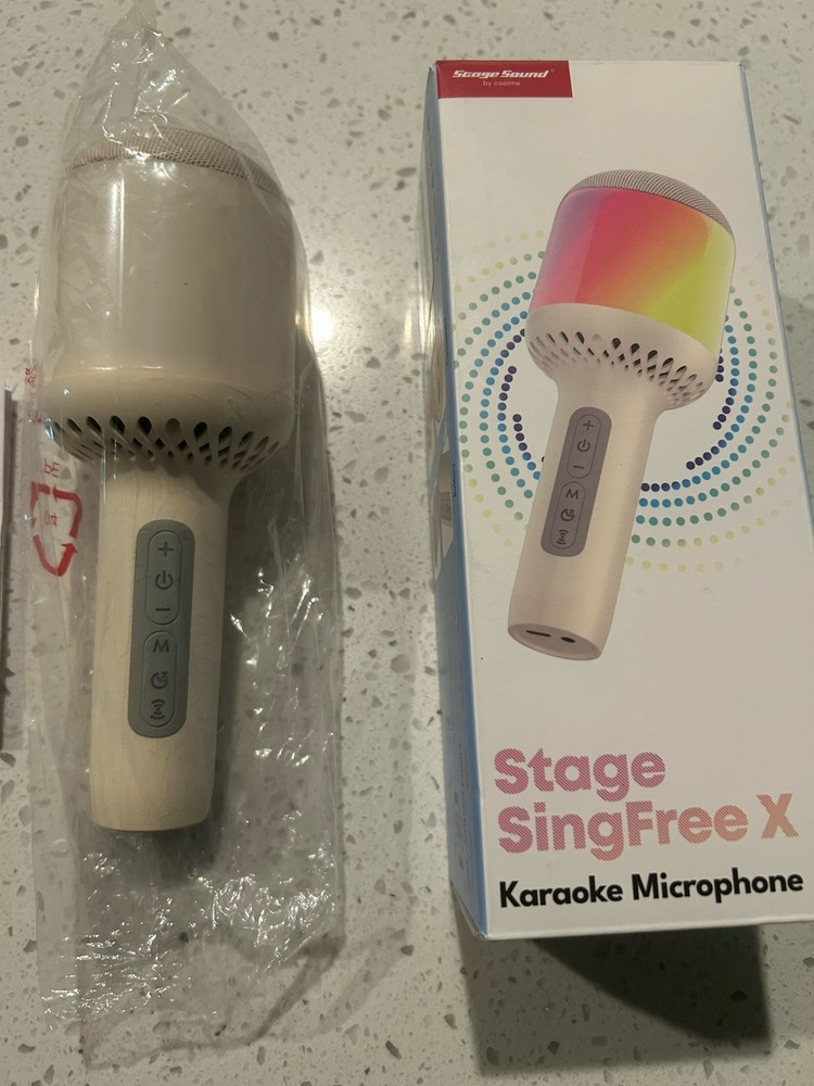 Wireless Bluetooth Karaoke Microphone with Dynamic Lights