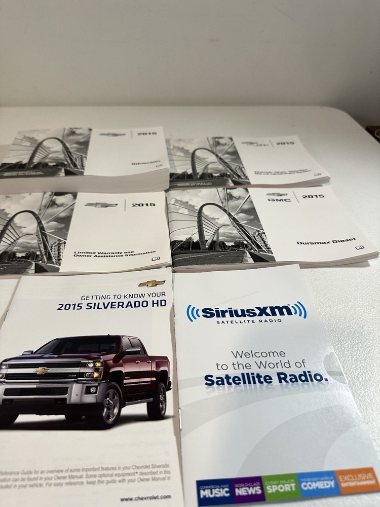 2015 Chevrolet/GMC Silverado Owner's Manual Set