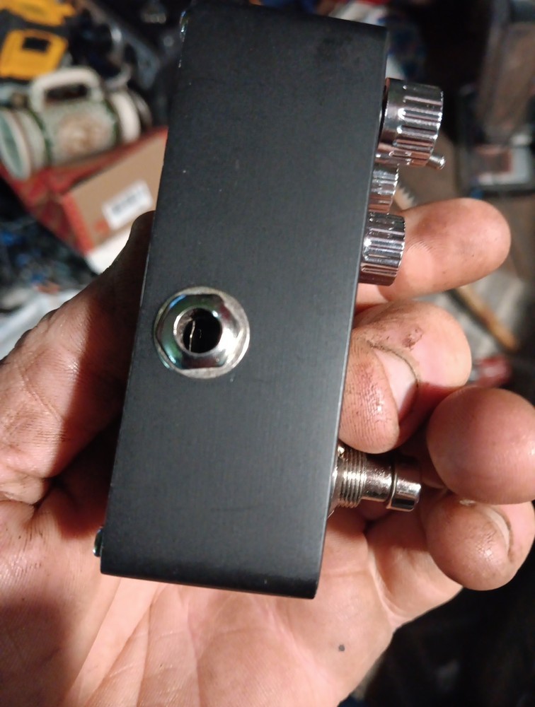 distortion pedal Lofadio