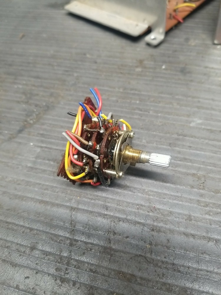 Kenwood ka 1400G Input Selector Switch