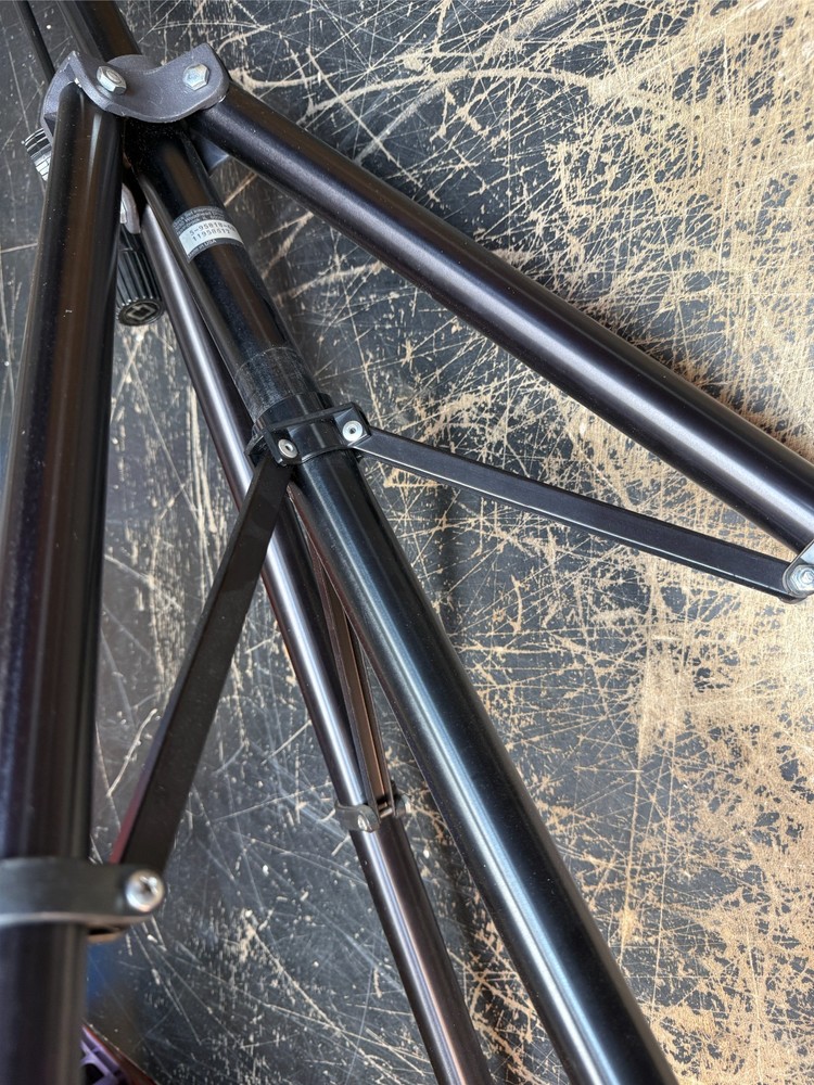 Quick Set 5-95818-6B Tripod