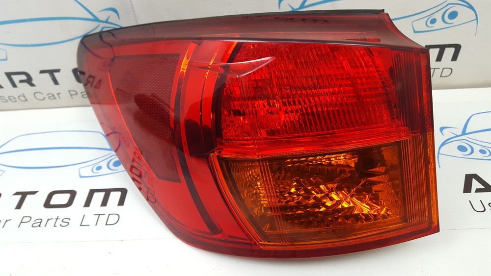 LEXUS IS 220 MK2 REAR LEFT PASSENGER SIDE CORNER OUTER LIGHT 2005-2013