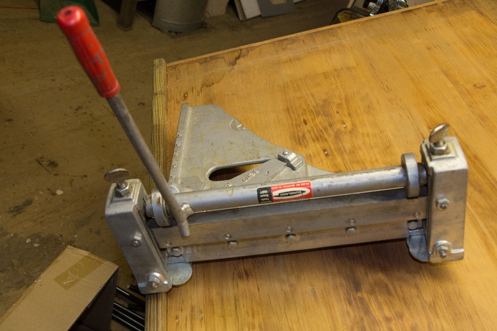 Gundlach 12 inch tile cutter