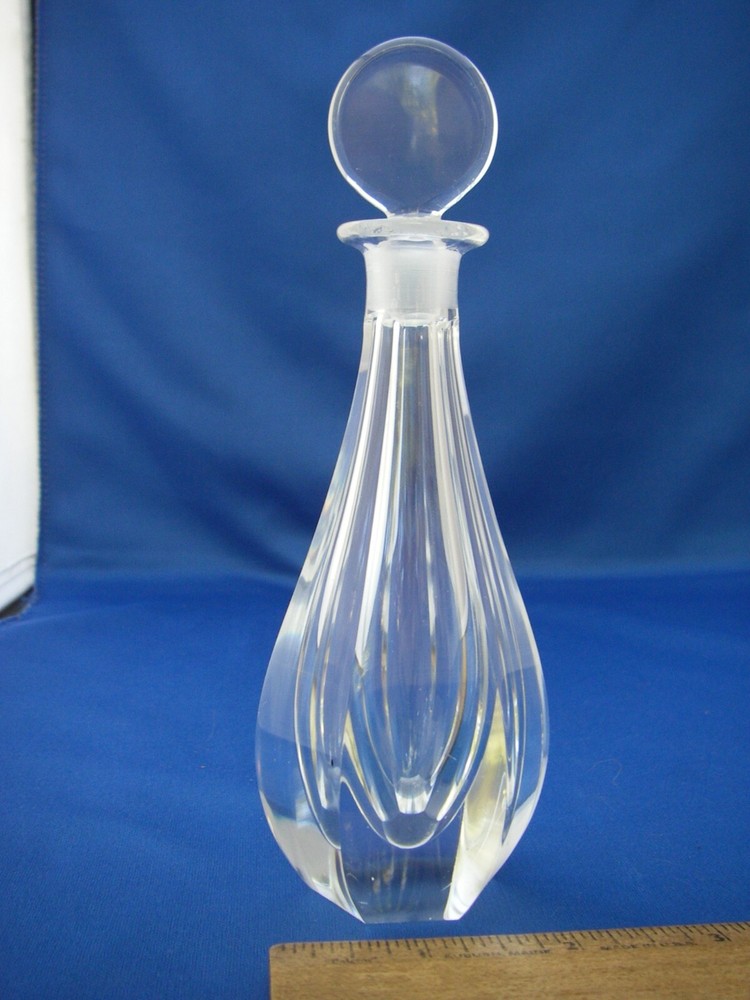 Small ORREFORS(?) Crystal CRUET-Hexagonal-Marked OF / LA1937