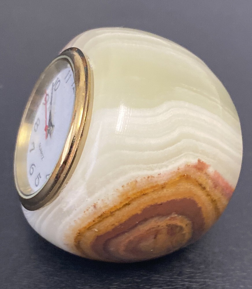 quartz green onyx clock round Paperweight 2”