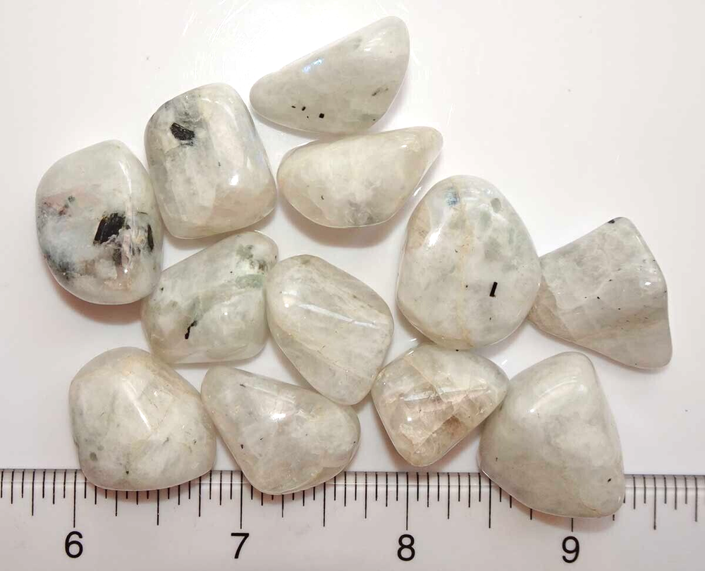 Rainbow Moonstone - 12 Tumbled stones rt663b