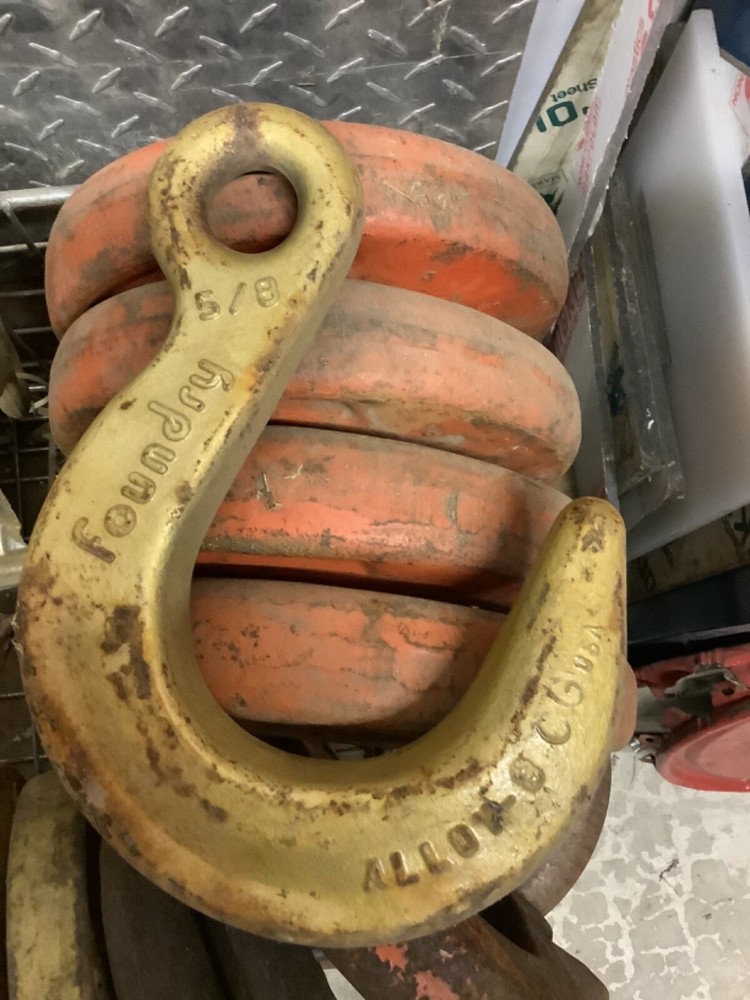 5/8" Grade 80 Eye Foundry Hook
