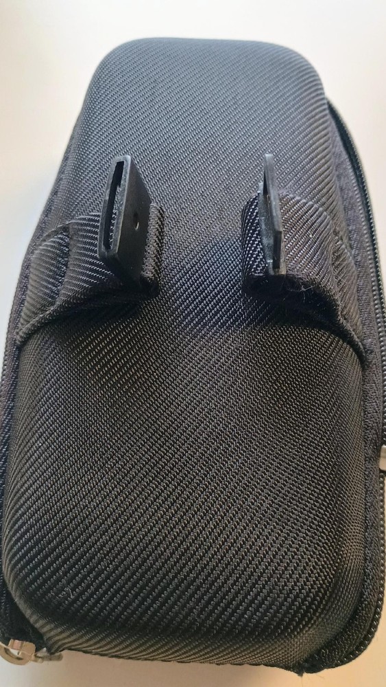 PIQUADRO Zippered Hard shell Accessories Storage Case clip attach