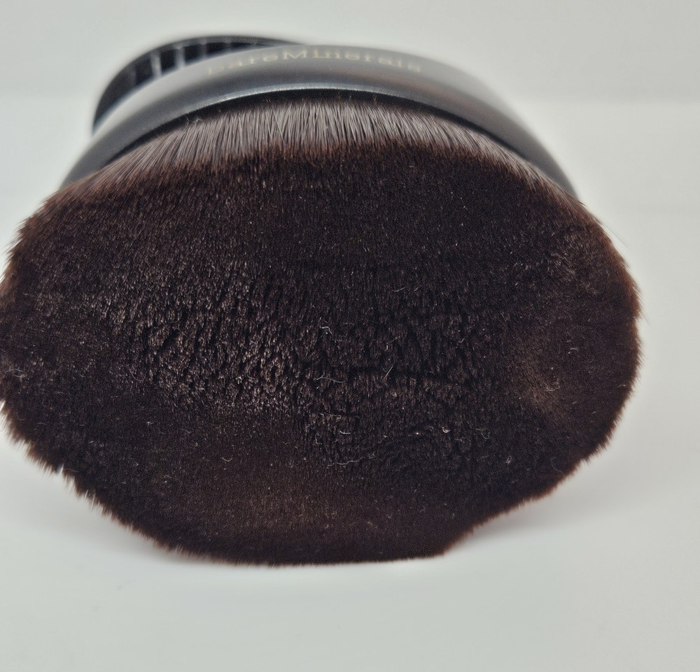 bareMinerals Expert Tan Brush