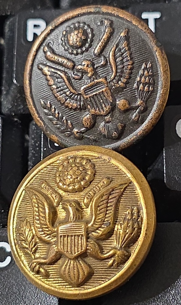 8 Great Seal Buttons US Army Assorted Makers
