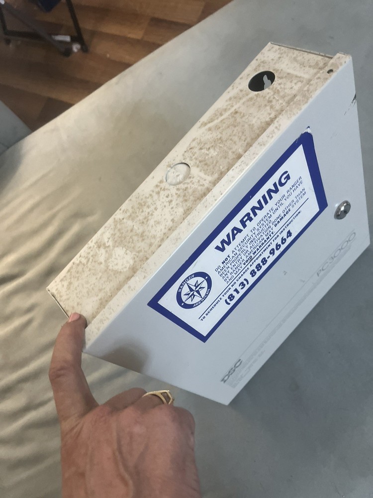 *DSC Digital Security System PC2550 Alarm Remote Control Box Board - As Is