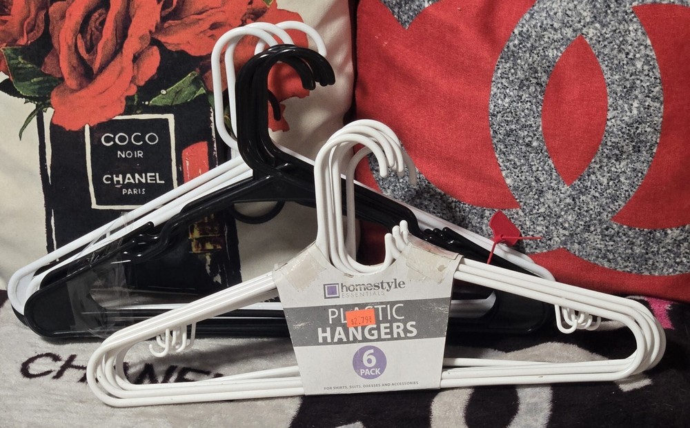 BUNDLE CLOTHING HANGERS 41
