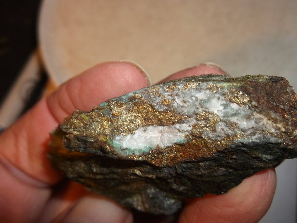gold silver copper ore, 65 grams samples ,ore high grade .this is not