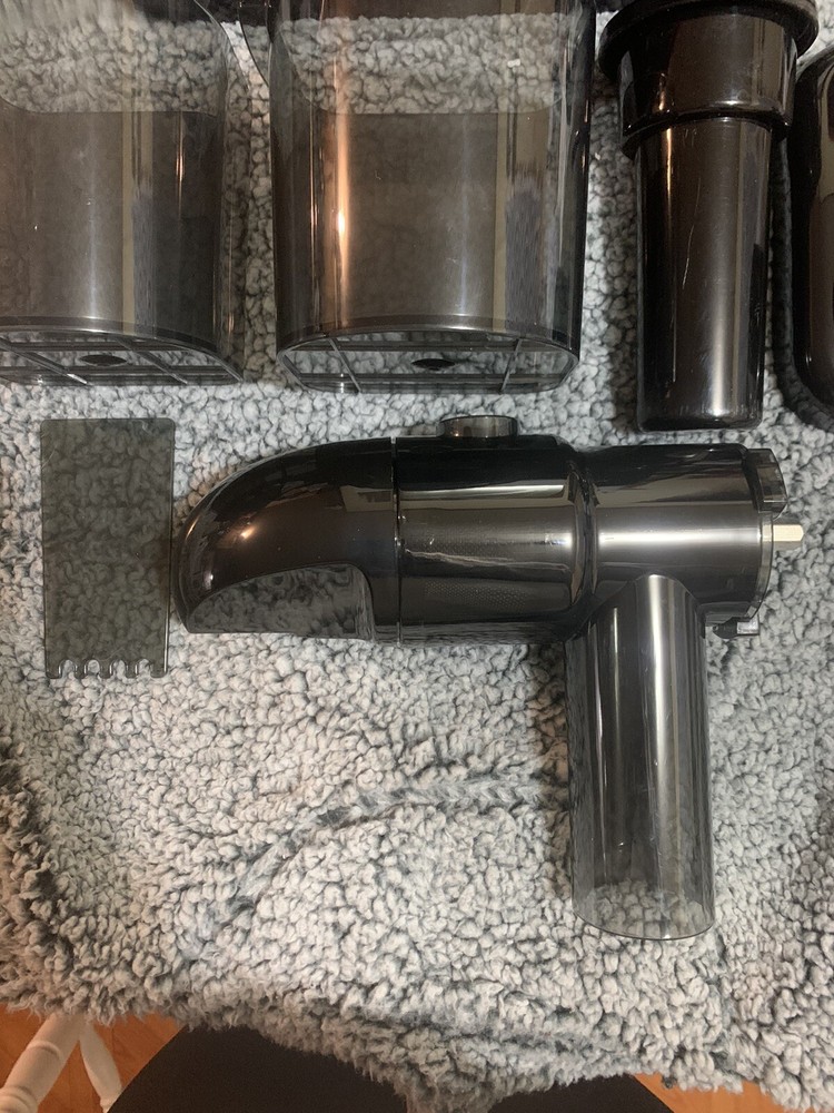 Fezen Slow Masticating Juicer Extractor. Cole Press Juicer With 2 Speed Modes