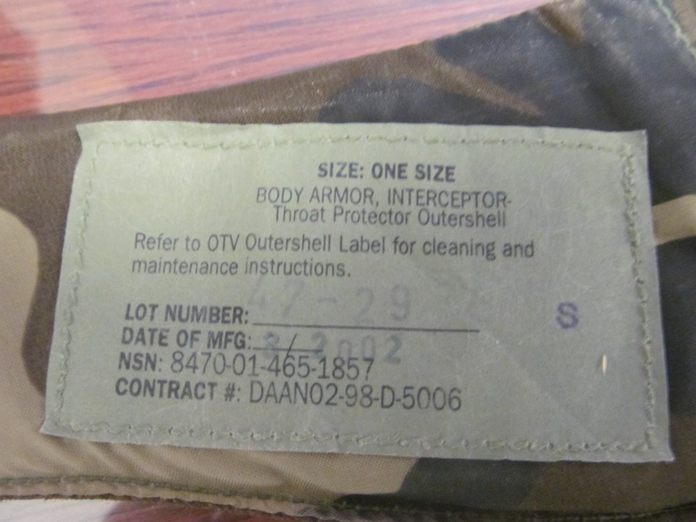 USED Interceptor Yoke & Collar Outershell Medium Camouflage & Throat Protector