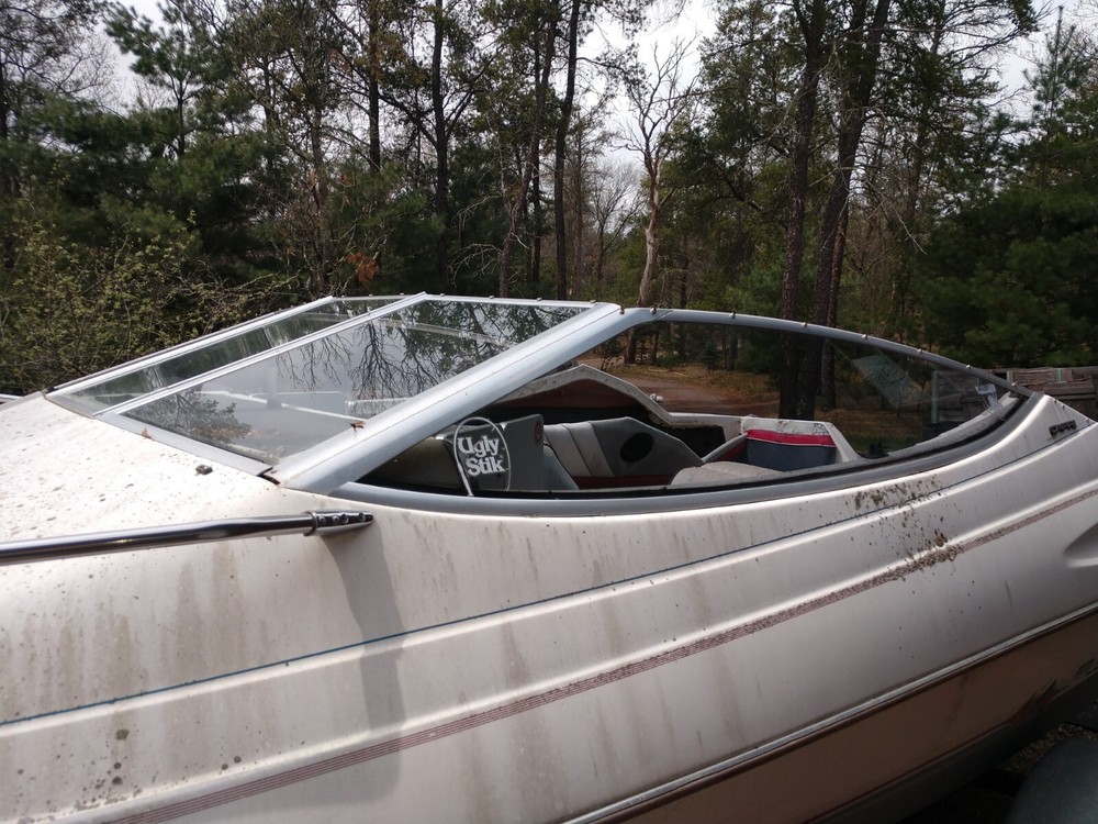 Bayliner Capri Windshield & Side Glass Sections Available READ FULL DESCRIPTION