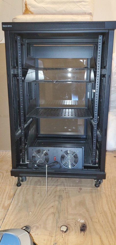 AUDIO RACK MSTR RACK ER18 SLIGHTLY USED