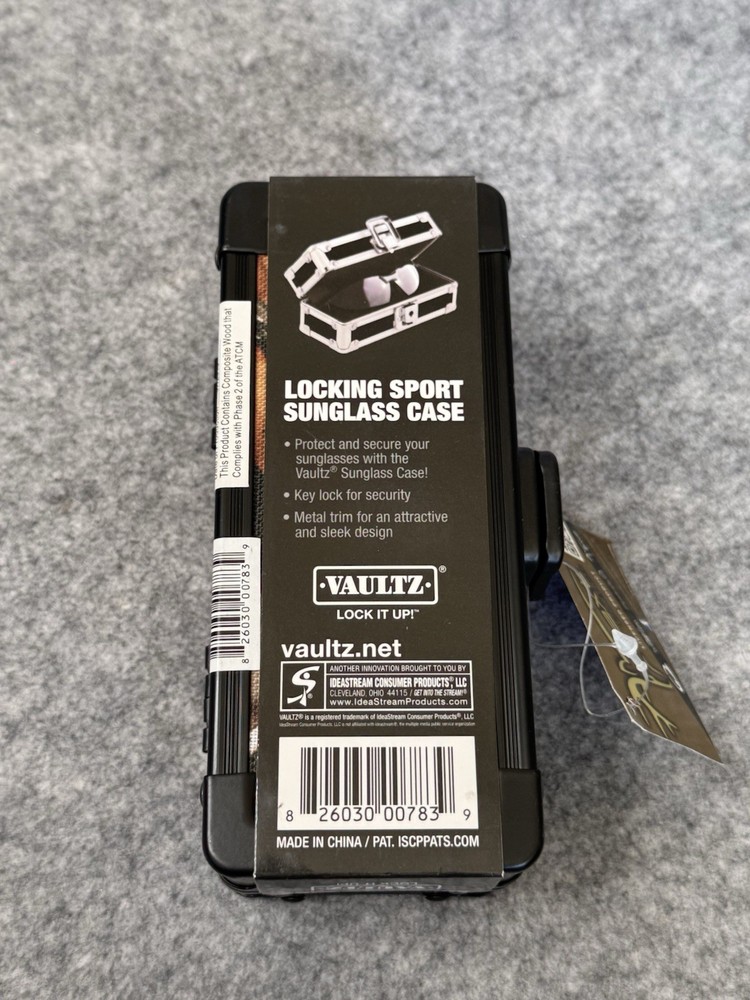 Vaultz Locking Sunglass Case Camo