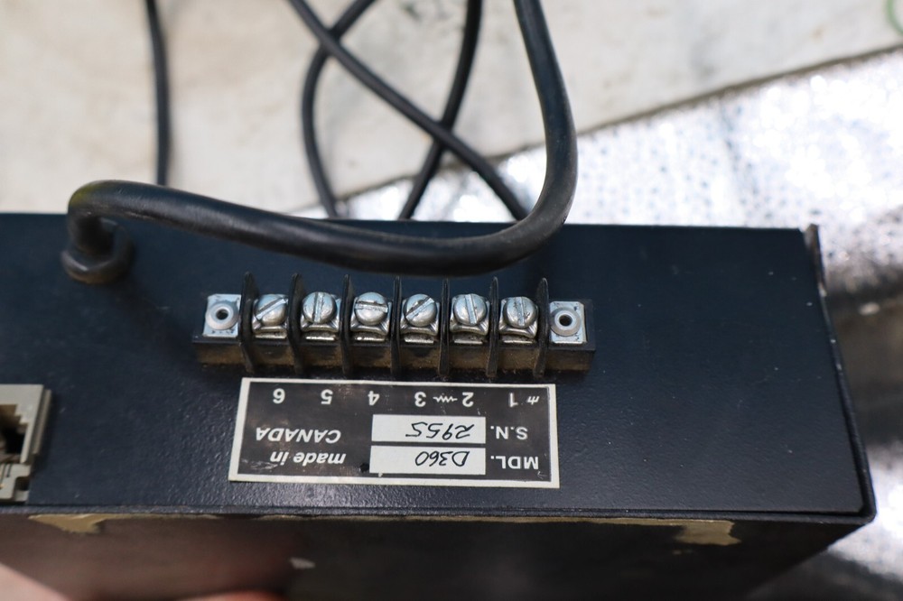 vintage satellite tracker. com-satracker scout d360