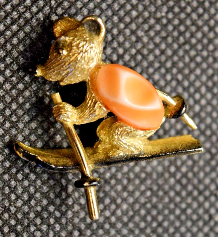 Skiing Mouse Brooch Ski Pin