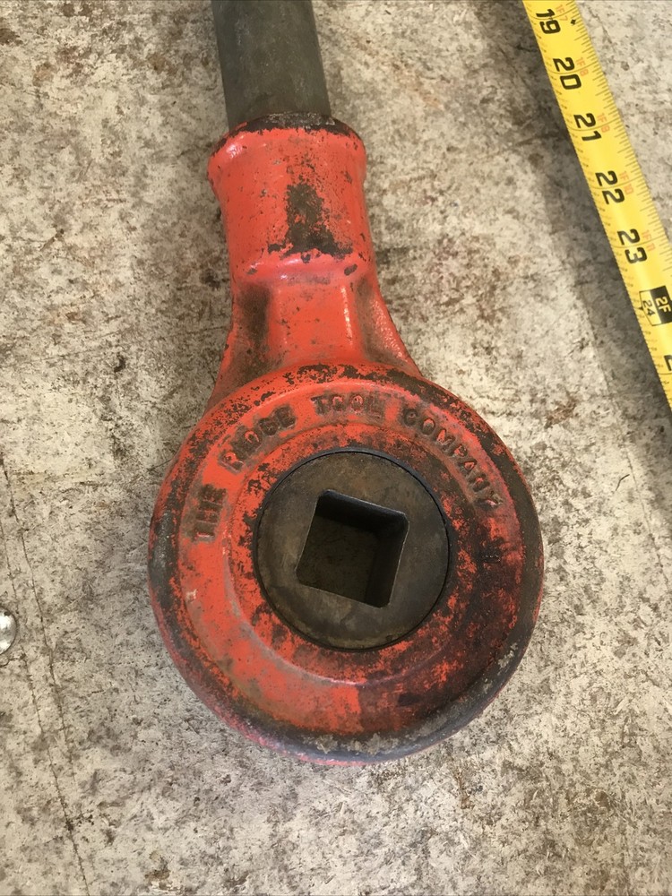 RIDGID Wrench 30” OAL Square Hole