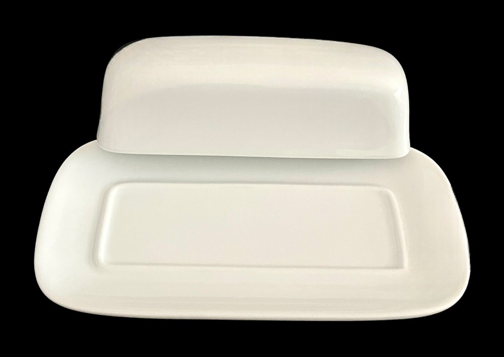 The Cellar Whiteware Classic Covered Butter Dish Excellent Condition