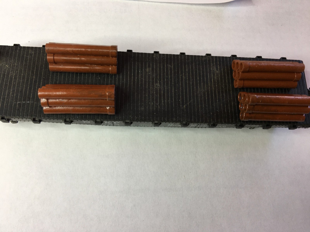 Train Car Loads: Rusted 6 Pipe Stack 4 Stacks Lot Car Not Included HO Scale