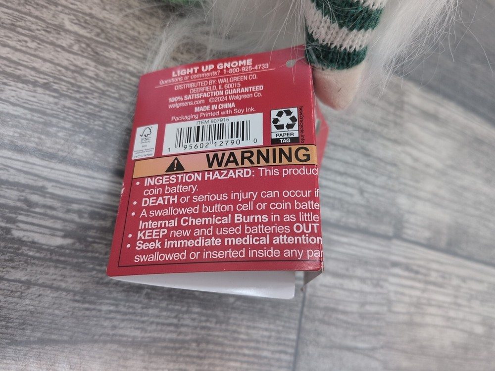 Sparkly Sequin Green Light Up Gnome [72]