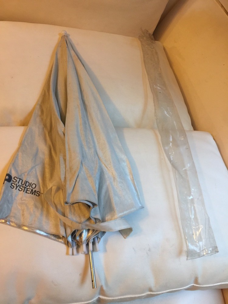 Rokunar Studio System Silver Photography Lighting Umbrella