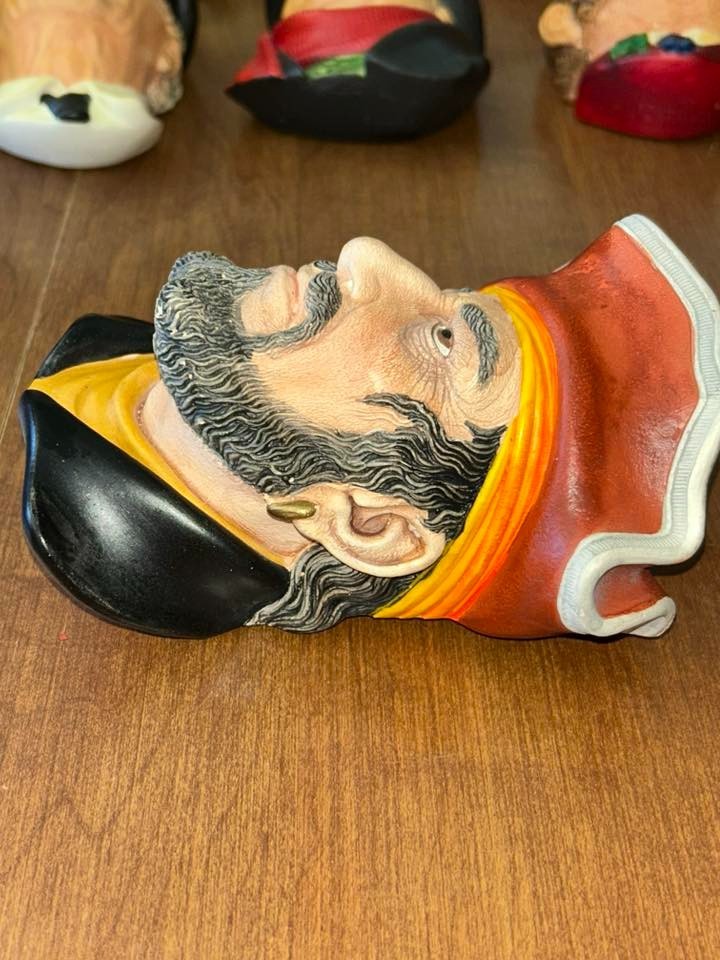 Bossons Chalkware Heads - England -