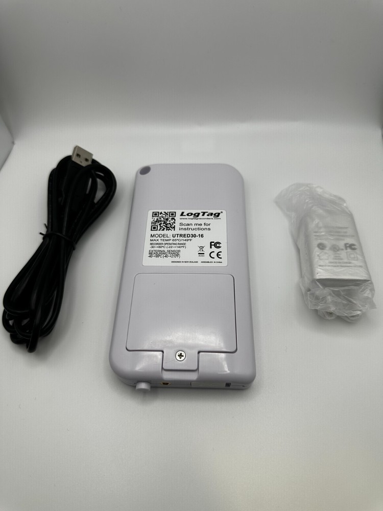 UTRED30-16 - LogTag Dual Temperature Data Recorder with Display - "Gently Used*