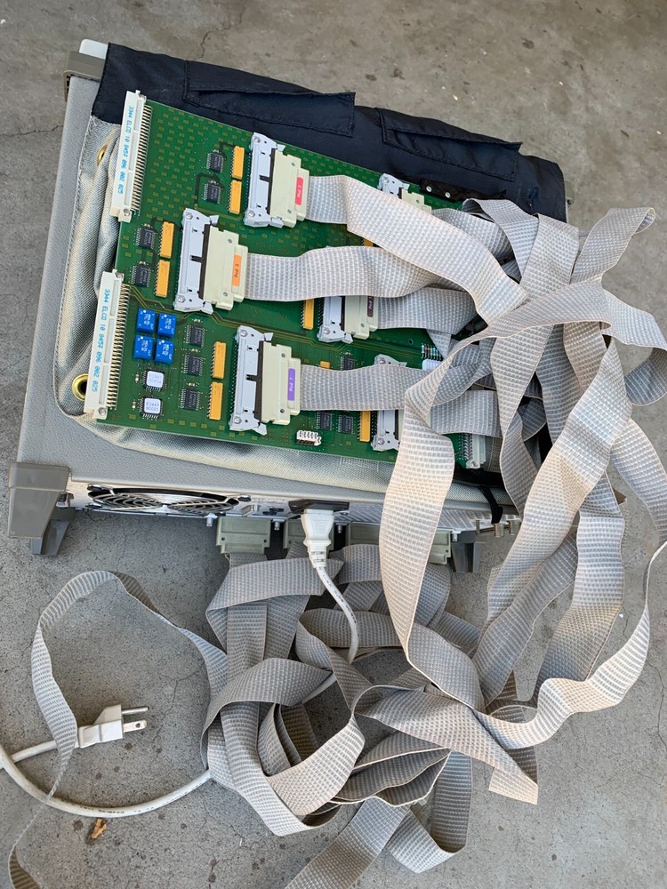Hewlett Packard 1660C Logic Analyzer
