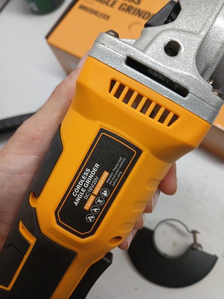 MtiolHig Brushless Cordless Angle Grinder- Read Description