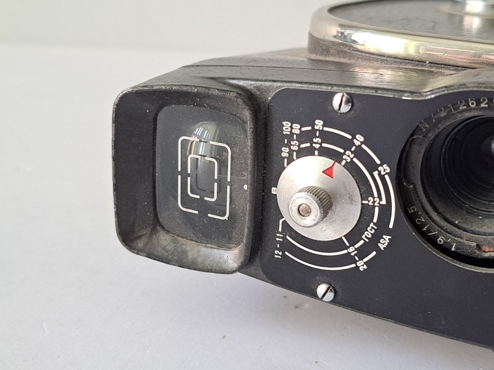 Soviet Vintage Cinema Camera "Quartz 2M", USSR Handheld Camera Quartz 2M