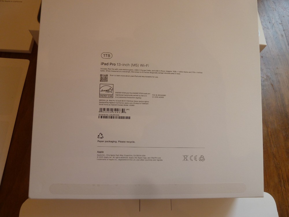 Lot Of Apple Empty Boxes iPad Pro M5 2025, Magic Keyboard