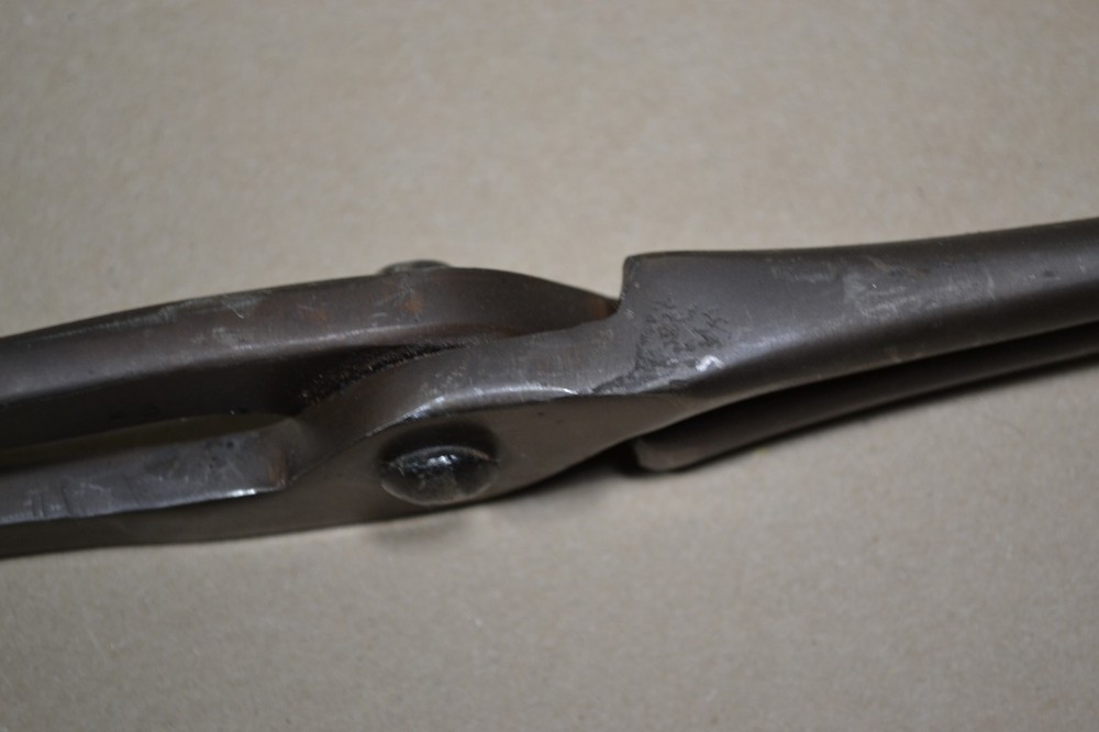 CENTUAR FORGE - 4# SCROLLING TONGS - - 21" LONG