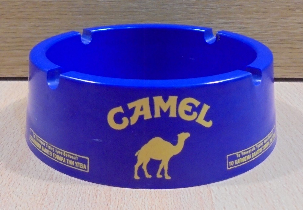 CAMEL CIGARETTES ADVERTISIGN VTG ROUND PLASTIC ASHTRAY