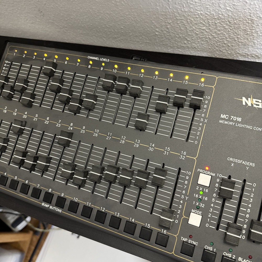 NSI MC 7016 Memory Lighting Controller 32 Channel Professional Light Console