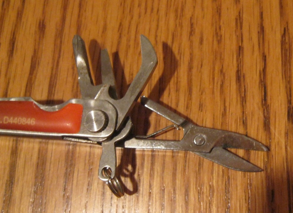 SHEFFIELD NO. 1210 POCKET SIZE 9 MULTI TOOL