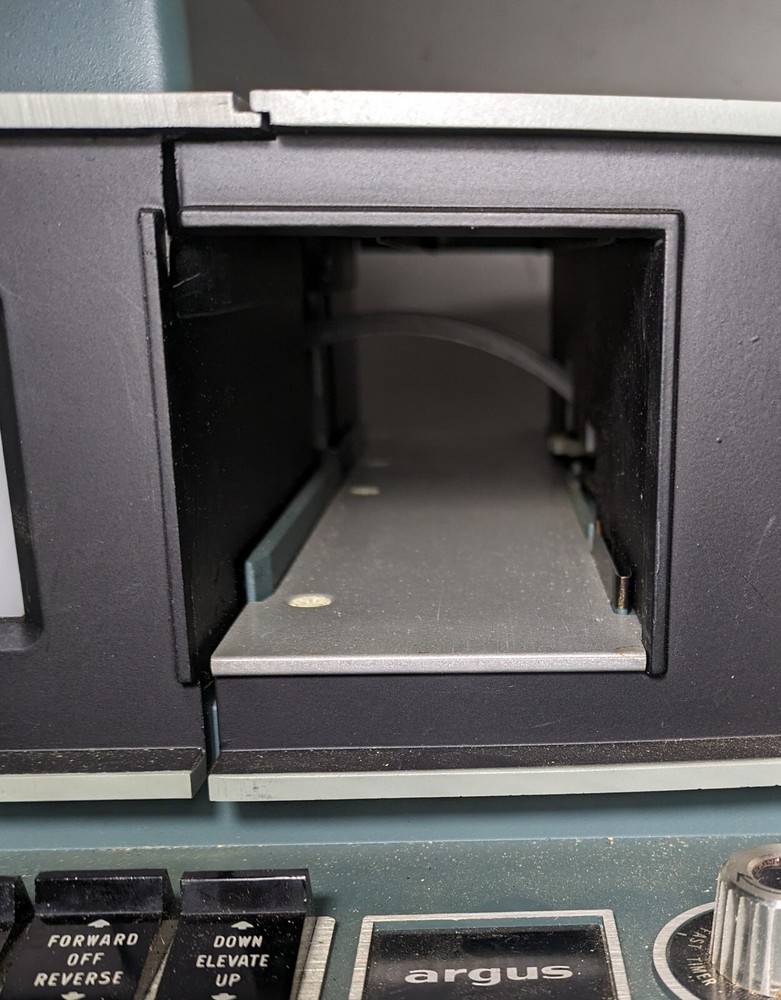 Vintage Argus President (526) Slide Projector (needs bulb)