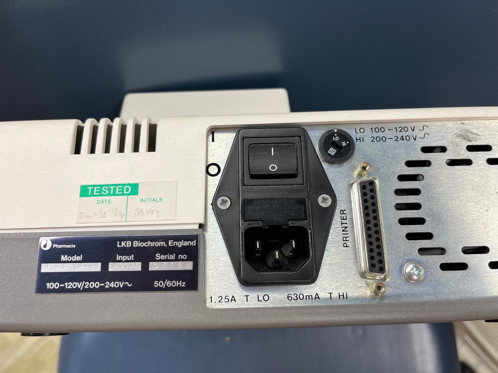 Pharmacia Gene Quant UV spectrophotometer